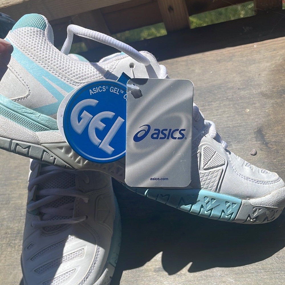 ASICS Women’s tennis shoes